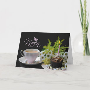 Karen-Geburtstags-Karte mit Kuchen-Tee und Blumen Karte
