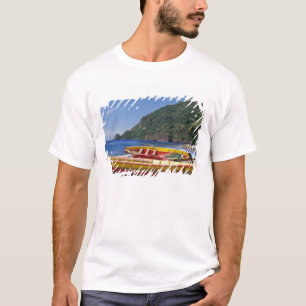 Karibik, BWI, St. Lucia, Segelboote, Soufriere. T-Shirt