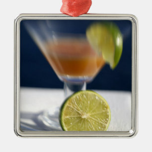 Karibik, Jungferninseln. Tropischer Rum-Punsch, Ornament Aus Metall