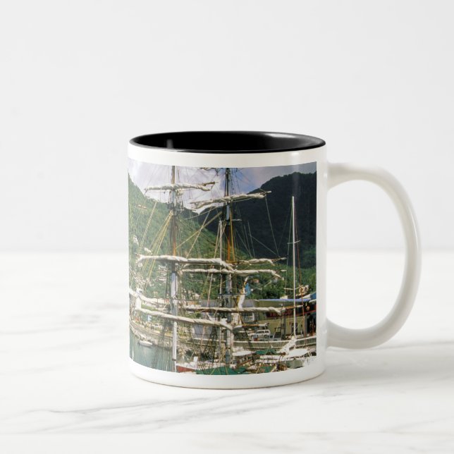 Karibik, St. Lucia, Soufriere. Boote in Zweifarbige Tasse (Rechts)