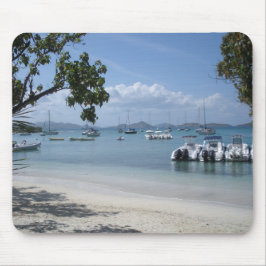 Karibischer Hafen mit Strand Mousepad