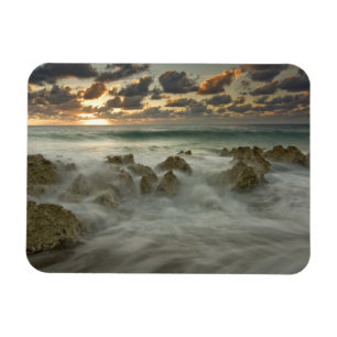 Karibisches Meer, Cayman Islands. Brechende Wellen Magnet
