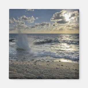 Karibisches Meer, Cayman Islands. Brechende Wellen Magnet