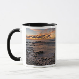 Karibisches Meer, Kaimaninseln.  Absturzwellen 2 Tasse