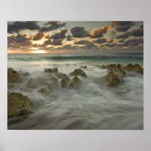 Karibisches Meer, Kaimaninseln.  Absturzwellen 3 Poster