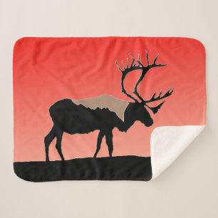 Karibu bei Sonnenuntergang - Originale Wildtierkun Sherpadecke