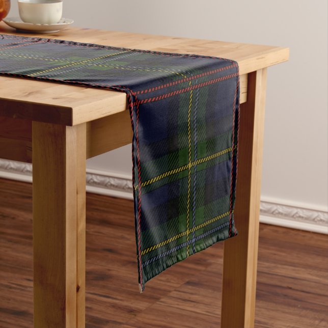Kariert Clan Malcolm Green Rustic Tartan Kurzer Tischläufer (Beispiel)