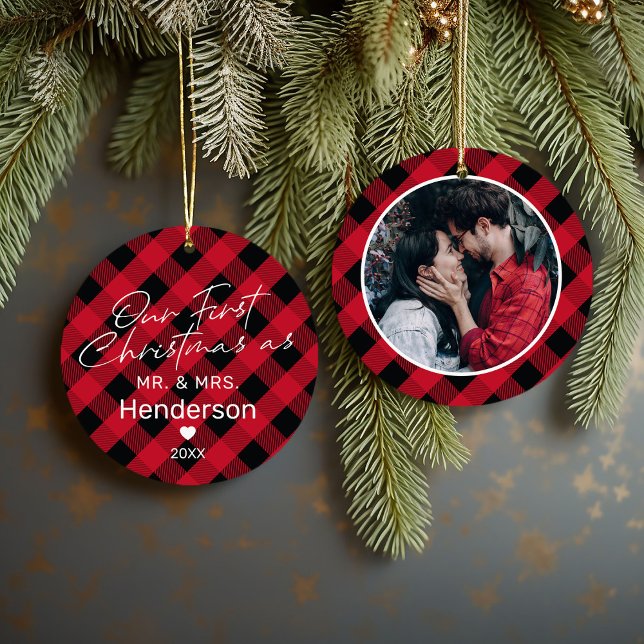 Kariert Red Mr. & Mrs. Keramik Ornament (Von Creator hochgeladen)