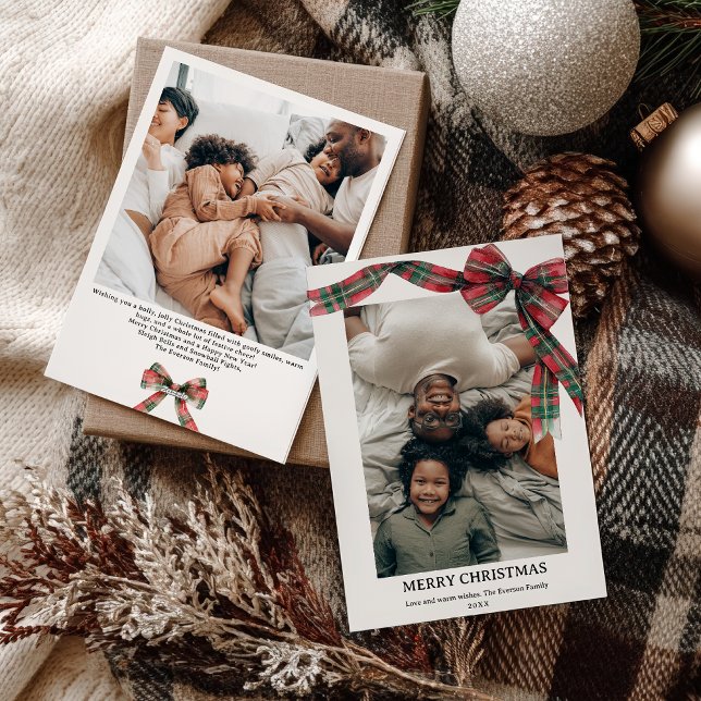 Karierte Coquette Bow Weihnachten Winter 2 Foto (Plaid Coquette Bow Christmas Winter 2 Photo Holiday Card)