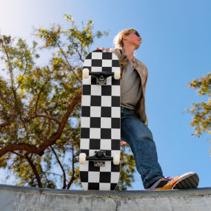 Karierte Quadrate schwarz und weiß geometrisch ret Skateboard