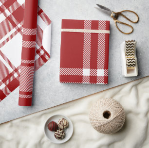 Karierter Tartan Red White Holiday Modern Weihnach Geschenkpapier