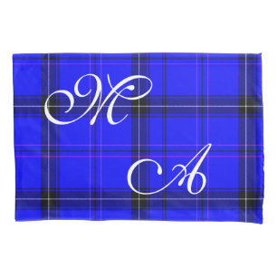 Kariertes Gewebe aus Scottish Blue Tartan mit Mono Kissenbezug