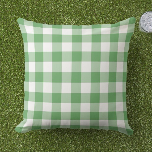 Kariertes Muster von Gingham und Weiß Kissen (Gras)