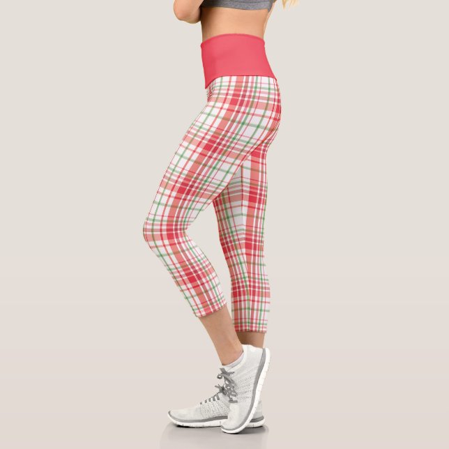 Kariertes rotes Muster auf Weiß Capri Leggings (Links)