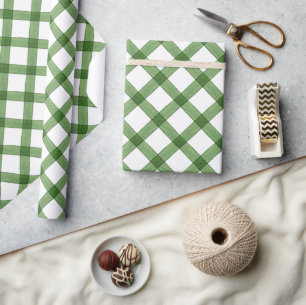 Kariertes Weihnachtsfest in Aquarellgrün Geschenkpapier