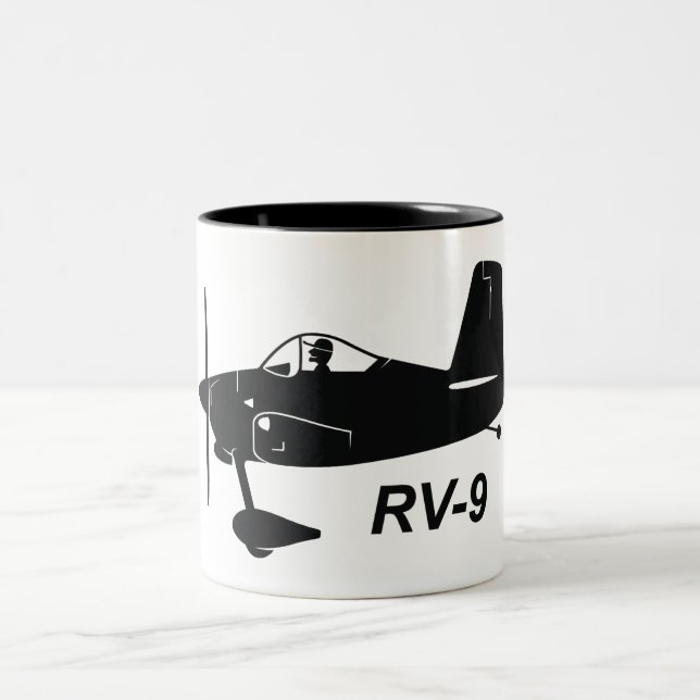 Karikatur der Packwagen-RV-9 Zweifarbige Tasse (Mittel)