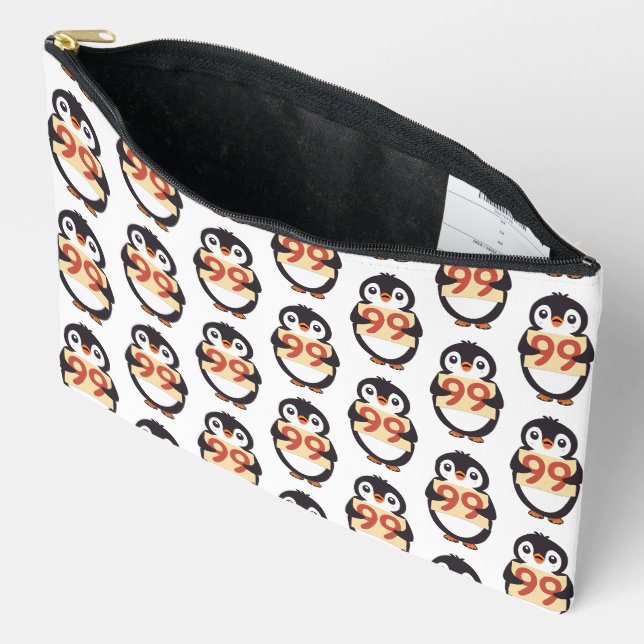 Karikatur-Pinguin mit der Nummer 99 Zubehörtasche (Offen)