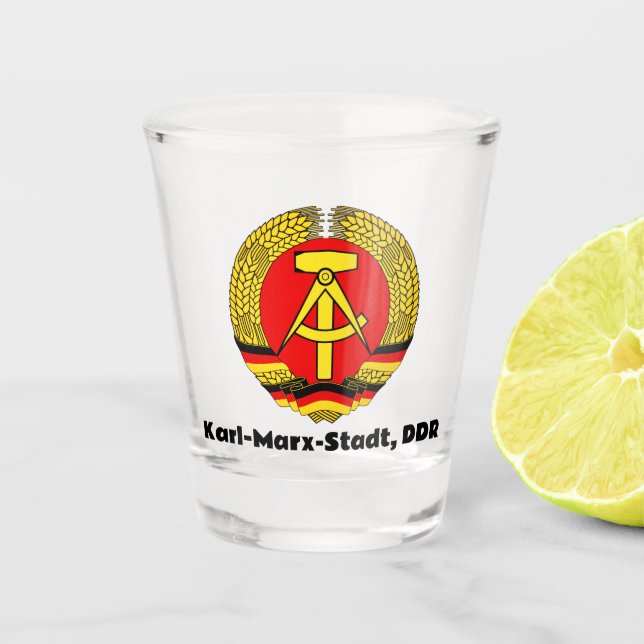 Karl Marx Stadt, Deutsche Republik Schnapsglas (Vorderseite)