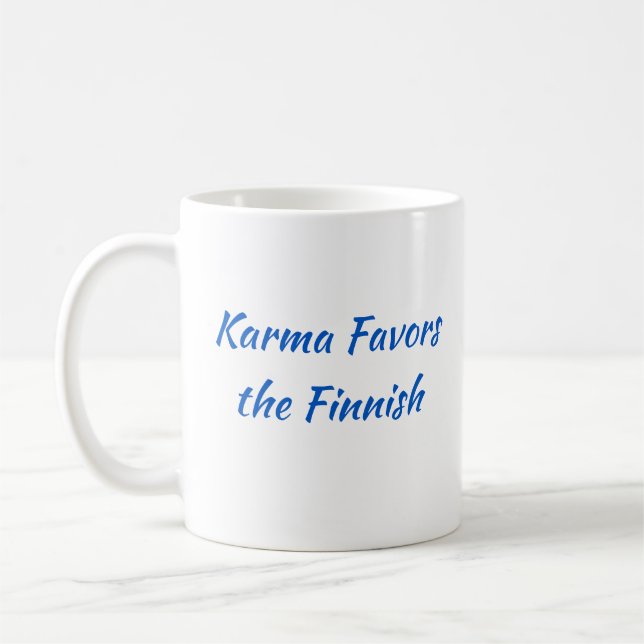 Karma favorisiert die finnische Tasse (Stellvertre (Links)