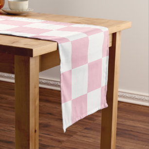 Karo Baby Pink und White Checkerboard Muster Kurzer Tischläufer