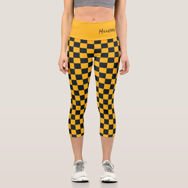 Karo Black Gold Team Schulkollegen Fans Capri Leggings (Vorderseite)