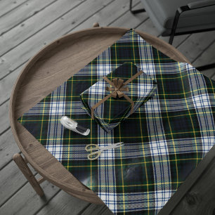 Karo Klassik Clan Gordon Rustikales Tartan Geschenkpapier