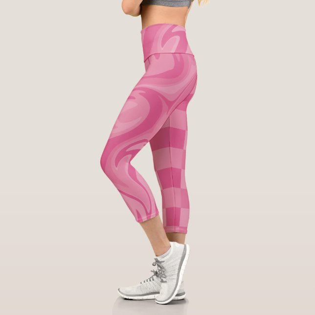 Karos und Wirbel - rosa Capri Leggings (Links)