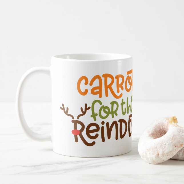 Karotten für die Tasse des Reindeer-Kaffees (Mit Donut)