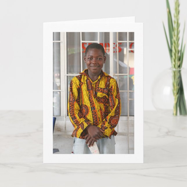 Karte, "Junge in einem Gelb, Rot und Schwarz-Shirt Karte (Vorderseite)