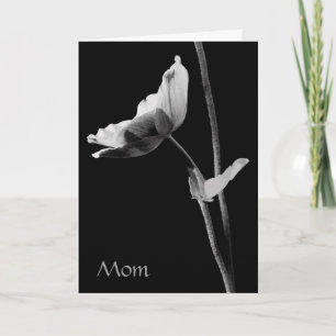 Karte mit schwarzer und weißer Blume für Mama