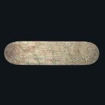 Karte von Texas mit Landkreis Borders Skateboard<br><div class="desc">Diese phantastische Karte des Staat von Texas zeigt,  wie die Landkreis Linien gezeichnet wurden. Es enthält auch Renderings des Alamo,  einen Ölteppich,  und Cowboys auf Pferden. Zeigen Sie dem Lone Star Staat eine kleine Liebe,  indem Sie diesen Druck erwerben!</div>