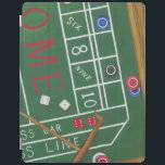 Kasino scheißt Tabelle mit Chips und Würfeln iPad Hülle<br><div class="desc">Vergewissern Sie sich,  dass Dame Luck auf Ihrer Seite mit dieser Malerei einer Misttabelle durch Chariklia Zarris ist. Die Würfel sind geworfen worden und werden,  zusammen mit allen möglichen verlierenden Wetten gesammelt. Setzen Sie diesen Aktion gefüllten Druck auf Ihre Wand heute!</div>
