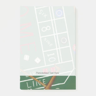 Kasino scheißt Tabelle mit Chips und Würfeln Post-it Klebezettel