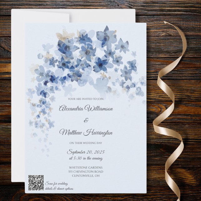 Kaskadieren blauer Blumen QR Code Hochzeit Einladung (Von Creator hochgeladen)
