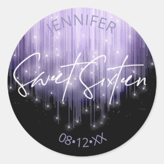 Kaskadierende Lichter Sweet 16 Violet ID790 Runder Aufkleber