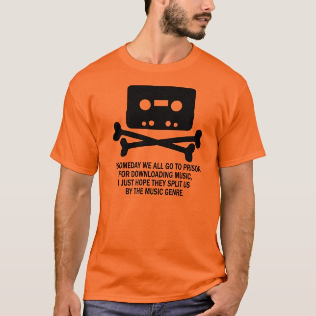 KASSETTEN-PIRATEN-SCHÄDEL T-Shirt (Vorderseite)