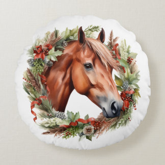 Kastanienpferd und Weihnachtskranz Rundes Kissen