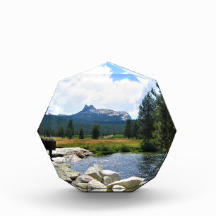 Kathedrale Spitze in Tuolumne Meadows, Yosemite, C Fotoblock