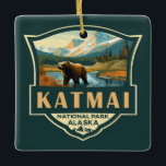 Katmai National Park Illustration Retro Abzeichen Keramikornament<br><div class="desc">Katmai Vektorgrafik Design. Das Tal der Zehntausend Raucher ist ein Gebiet,  in dem Lavaströme und Asche durch einen massiven Vulkanausbruch entstehen</div>