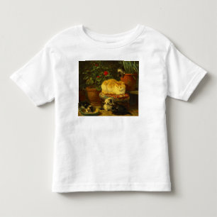 Kätzchen beim Spielen Kleinkind T-shirt