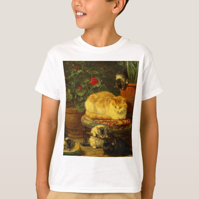 Kätzchen beim Spielen T-Shirt (Vorderseite)