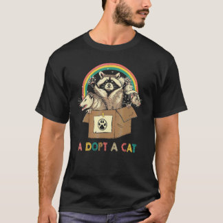 Katze  Adoptiere eine Katze Opossum Waschbären T-Shirt
