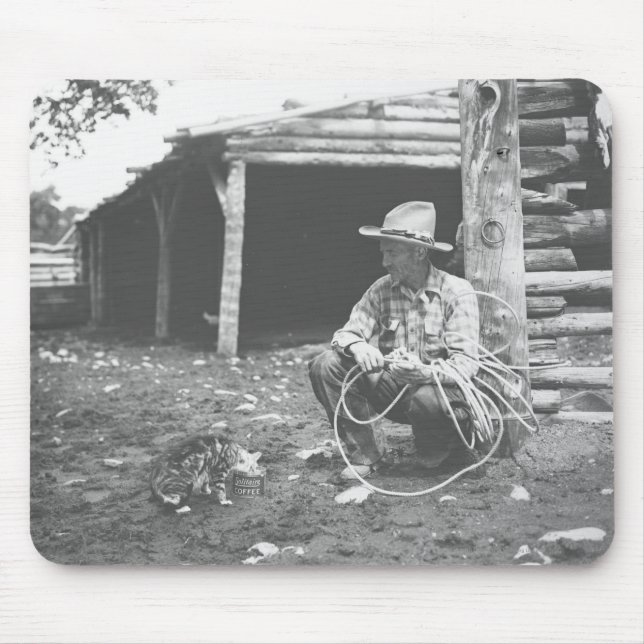 Katze, die aus einem Kaffee Can. heraus isst Mousepad (Vorne)