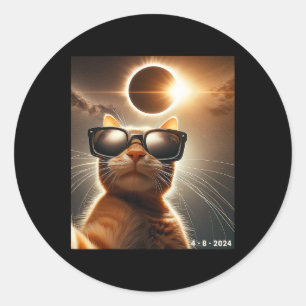 Katze, die sich mit Solar 2024 Eclipse Wearin selb Runder Aufkleber