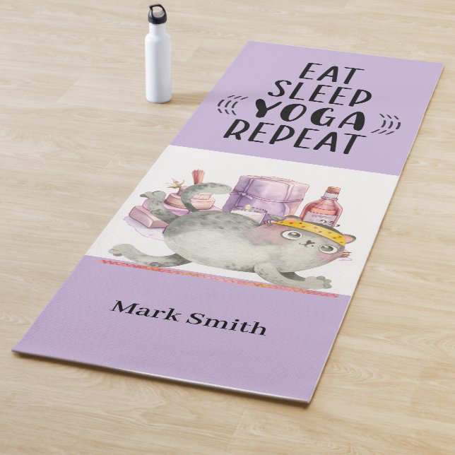 Katze, die Yoga isst, Schlaf wiederholt Yogamatte (Beispiel)