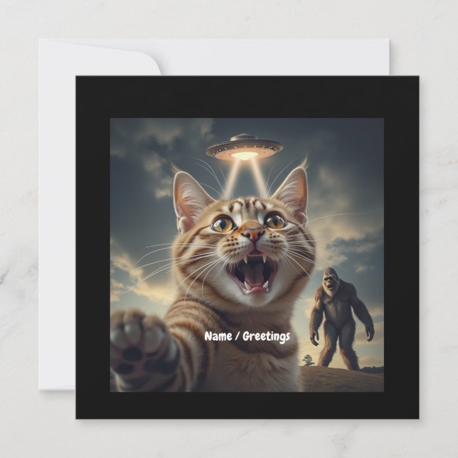 Katze Einnahme von Selfie mit UFO und Bigfoot Funn Einladung (Vorderseite)