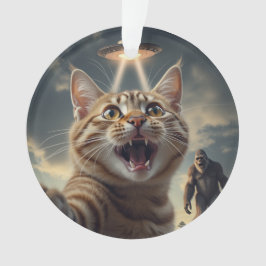 Katze Einnahme von Selfie mit UFO und Bigfoot Funn Ornament