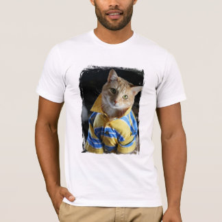 Katze im Shirt