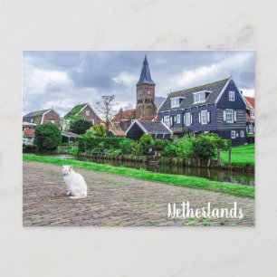 Katze im traditionellen Fischerdorf Postkarte