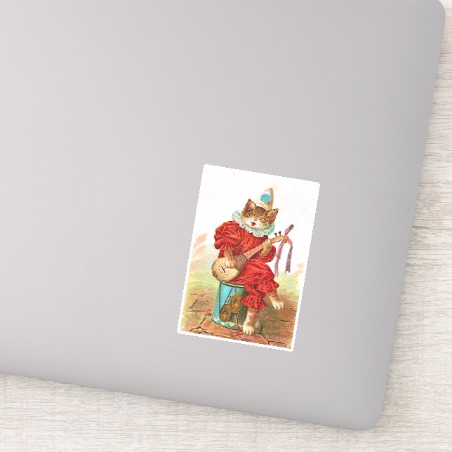 Katze in Clownkleidung auf Trommelspiel Mandoline Aufkleber (Detail)